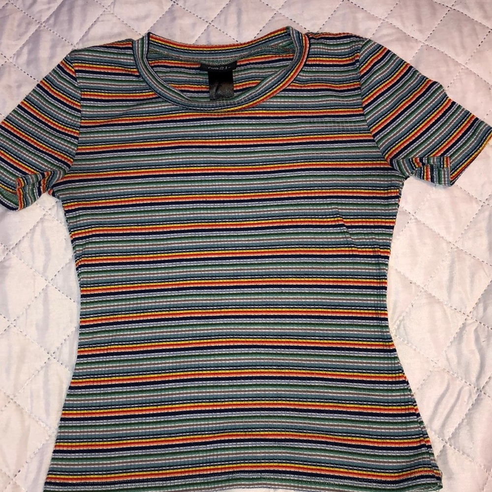 crop top shirt
